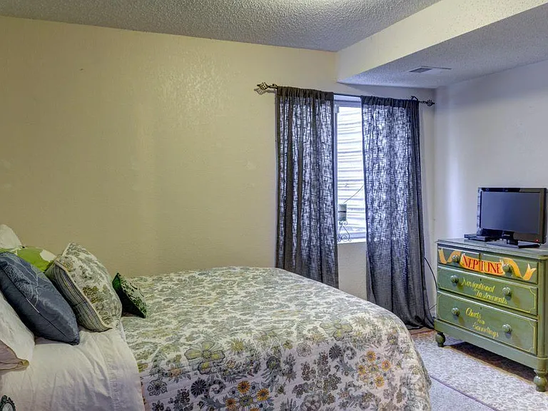 922 Hercules Cir — Photo 10