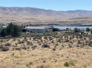 717 Lakeside Way SW, Mattawa, WA 99349