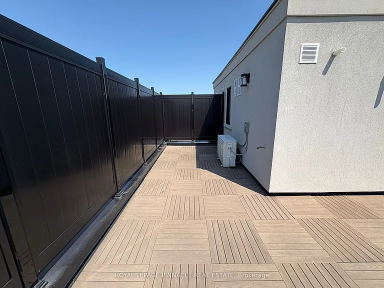 9 Phelps Ln #9 — Photo 28