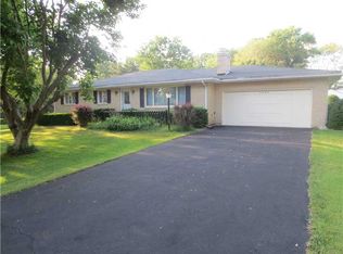 3295 Emilie Ln, Hermitage, PA 16148