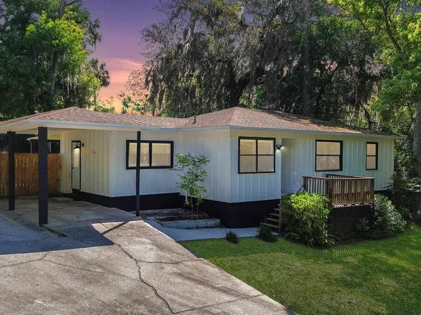 1403 S 15th St, Palatka, FL 32177