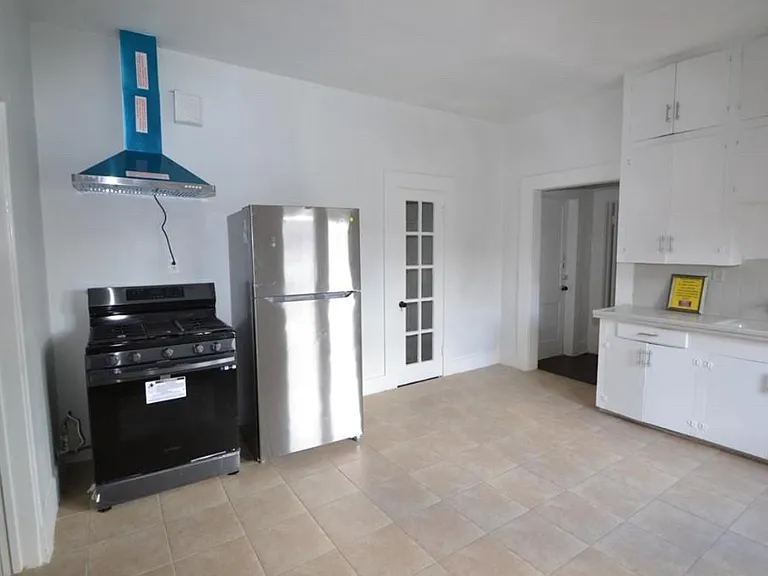 1517 Bonnie Brae St #4 — Photo 16