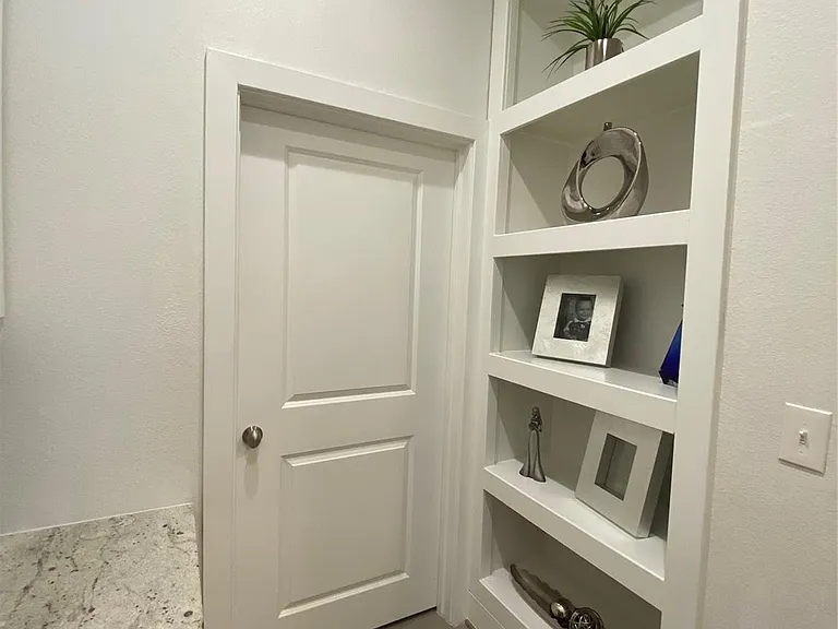 1901 Post Oak Blvd #3503 — Photo 9