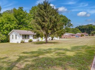 885 Lee Dr NW, Marietta, GA 30060