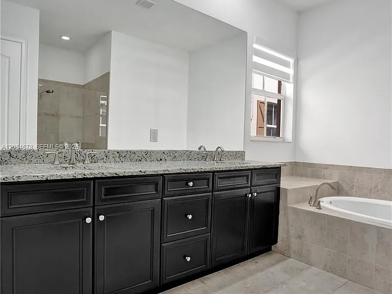 10340 Lake Vista Ct — Photo 80