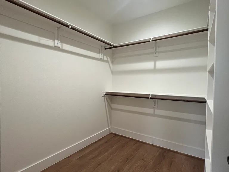 3601 Washington St — Photo 12