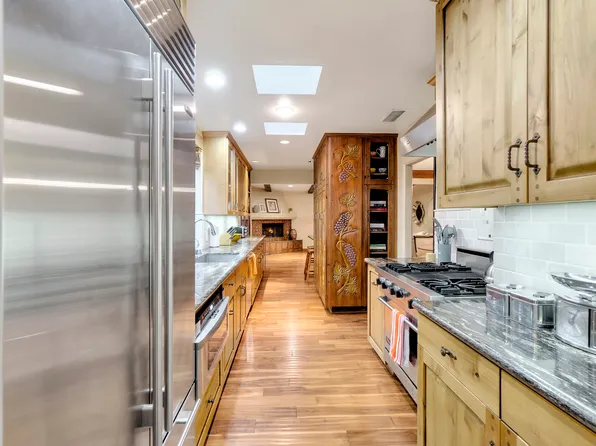 (undisclosed Address), Los Angeles, CA 90068