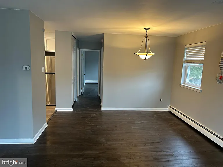 839 Garrett Ln — Photo 18
