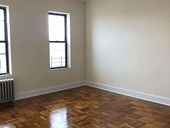 3rd image of 3747 61st St APT 5D