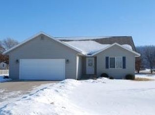 N8350 Ducke Dr, Holmen, WI 54636