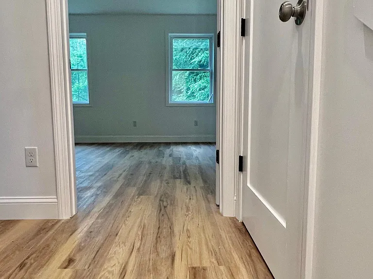124 Crane Ave #B — Photo 13