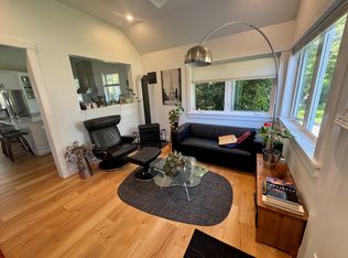 258 Wentworth Rd, New Castle, NH 03854