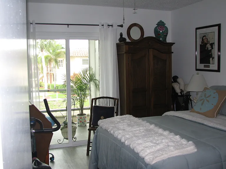 2600 S Kanner Hwy #W8 — Photo 11