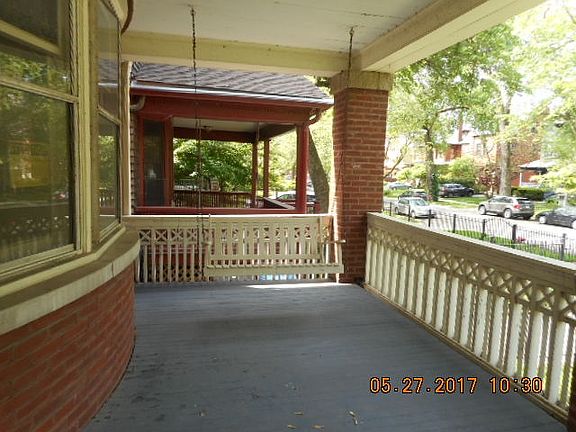 3rd image of 4823 S Kenwood Ave