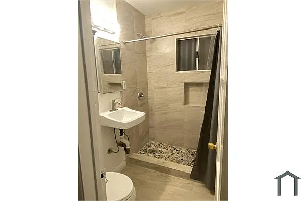 3846 Durfee Ave photo 1