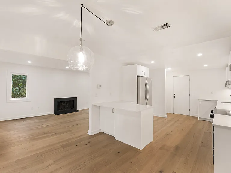 5 Somerset Hills Ct #B — Photo 9