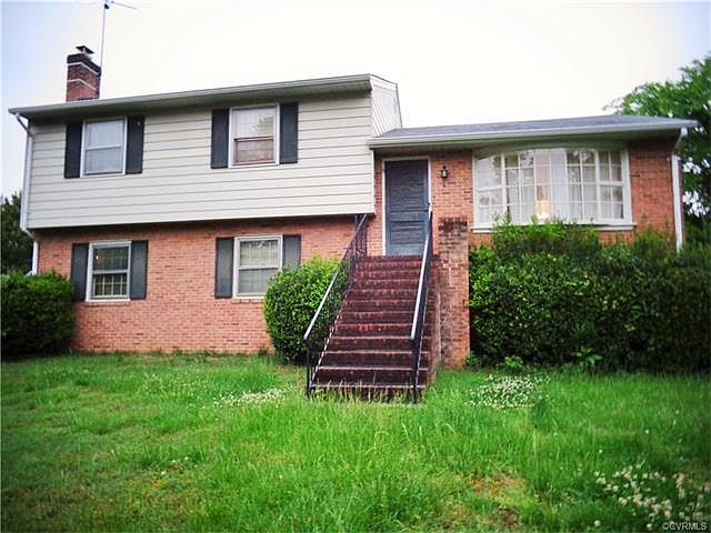 1st image of 322 Flicker Dr