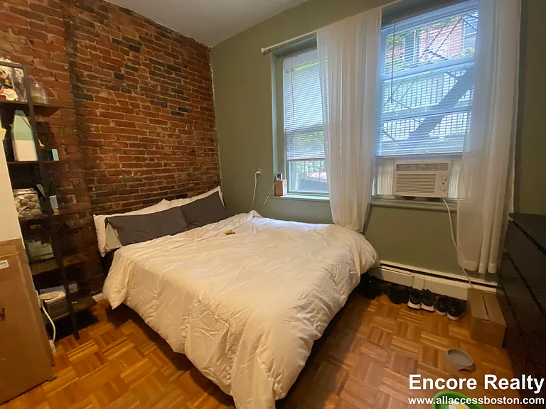 17 Grove St #4 — Photo 7