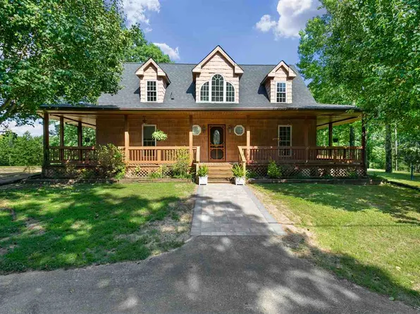 597 Broadway Rd N, Lexington, TN 38351