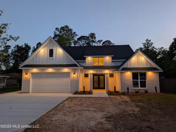 7364 Ahi Dr, Diamondhead, MS 39525