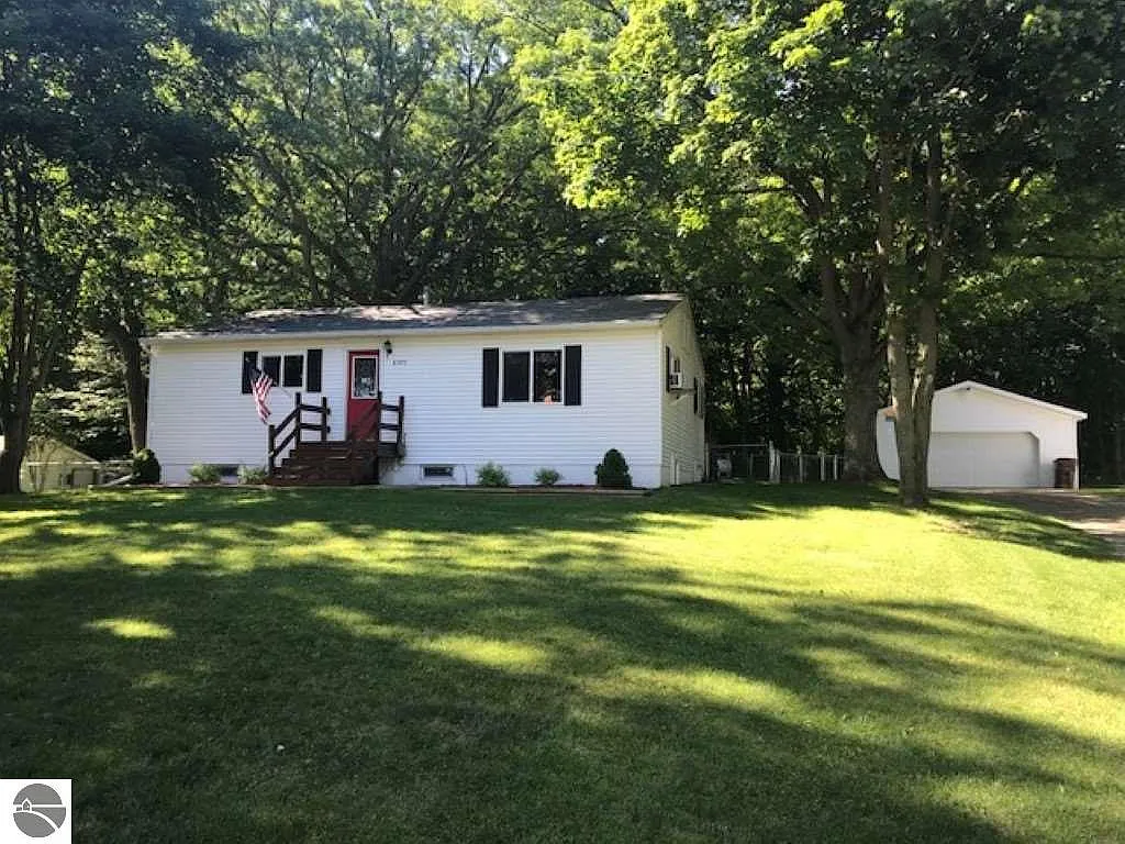 8395 W Monroe Rd photo 1
