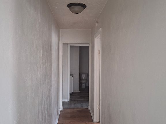 4th image of 2214 George St Unit B