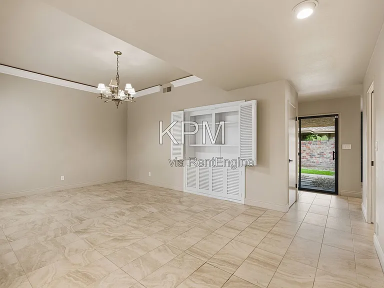 3342 Cove Cir — Photo 29