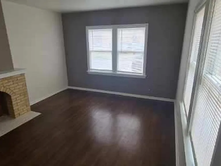 1105 W 14th St N — Photo 3