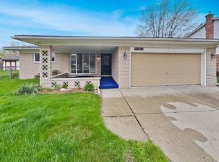 43139 Fernwood St, Canton, MI 48187