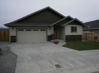 1841 SW I St, Grants Pass, OR 97526