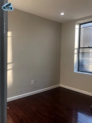 Rented by Fifth & Forever LLC | media 32