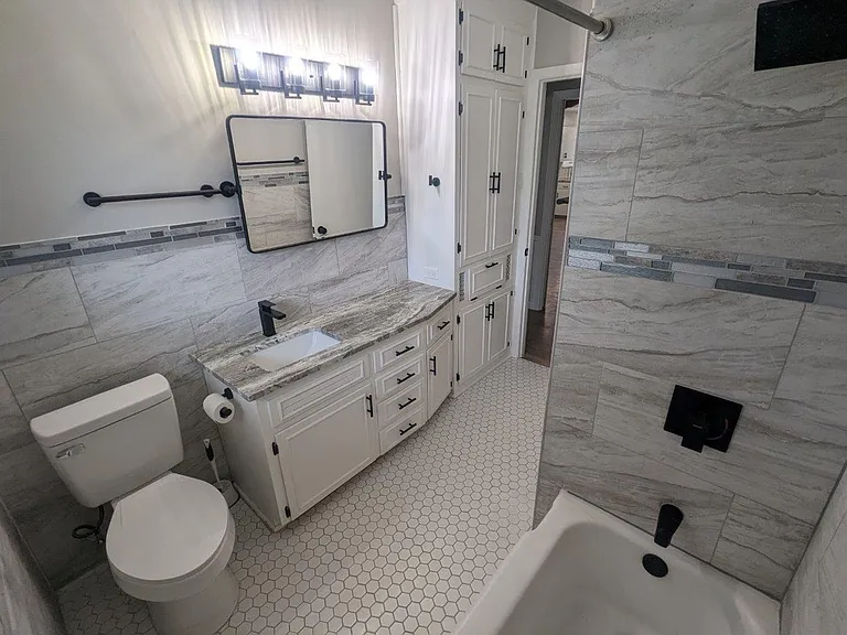 605 Kentshire Cir — Photo 19