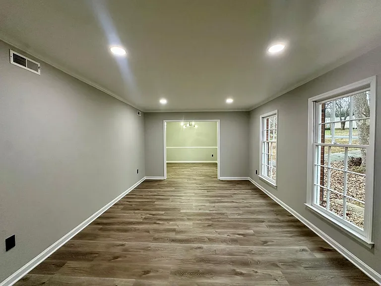 1401 Longbrook Dr — Photo 17