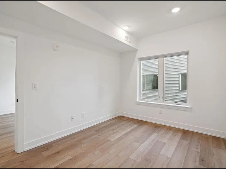 903 Leland St #605 — Photo 11