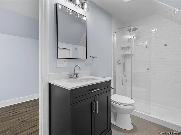 55 Admiral St #2 — Photo 21