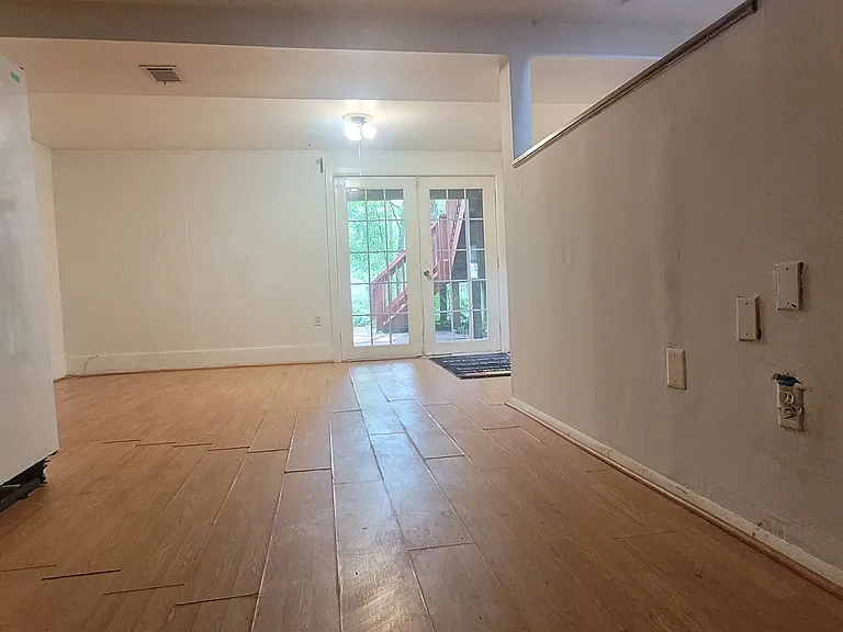 4419 Kentmore Dr — Photo 55