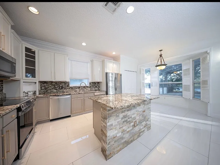 5456 Los Palma Vista Dr — Photo 23
