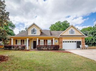 200 Temple Cir, Eustis, FL 32726