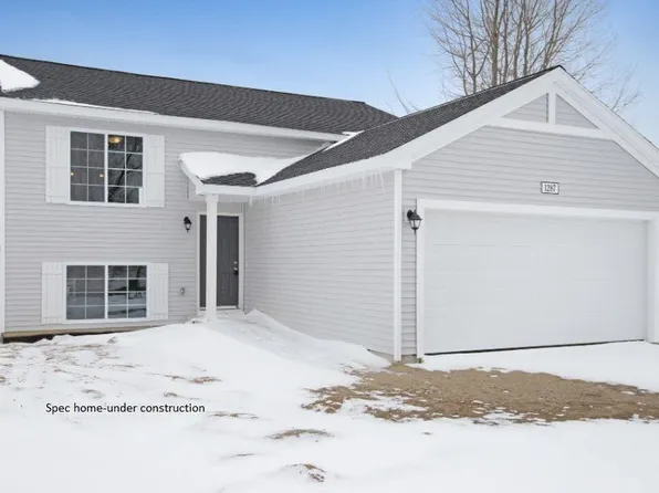 141 Saint Claire Cir, Brooklyn, MI 49230