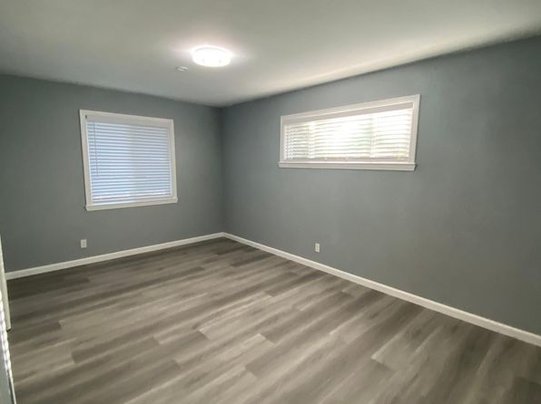 140 Baxter St #140