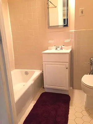 Rented by RC Realty Group of New York Inc | media 10