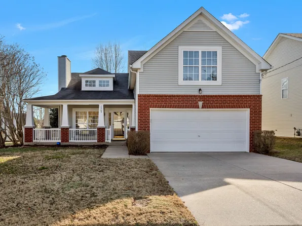 2069 Stanford Village Dr, Antioch, TN 37013