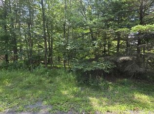 86 Ridgewood Cir, Lake Ariel, PA 18436