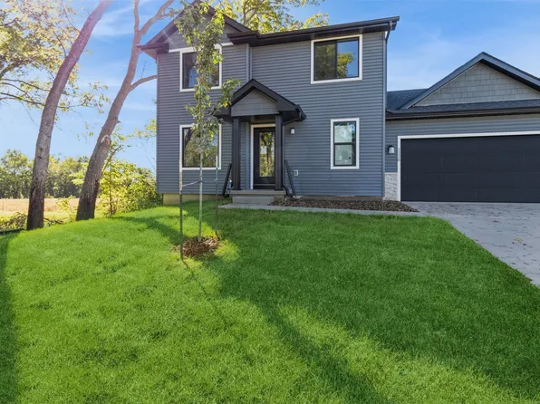 2228 Waller Ave, Norwalk, IA 50211