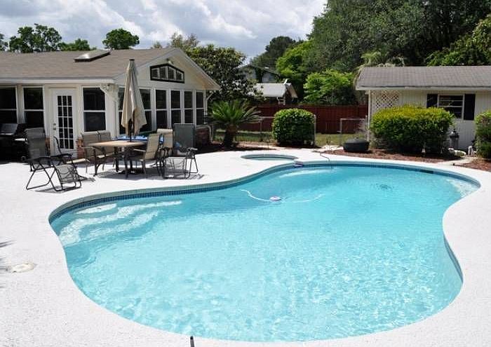 pool