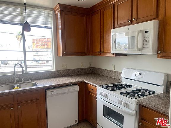 4th image of 1412 S Sherbourne Dr Unit 301