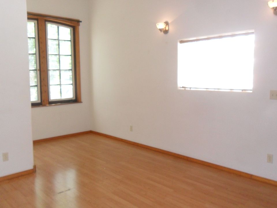 Looking back to the laundry area