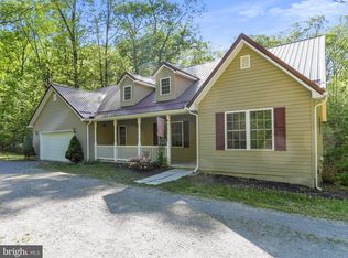 638 Little Creek Trl, Berkeley Springs, WV 25411