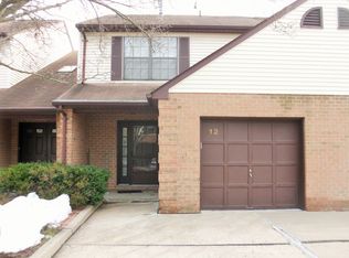 12 Jennifer Ct, Lebanon, NJ 08833