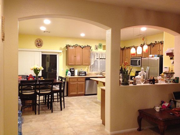 2nd image of 280 W Cancun Dr